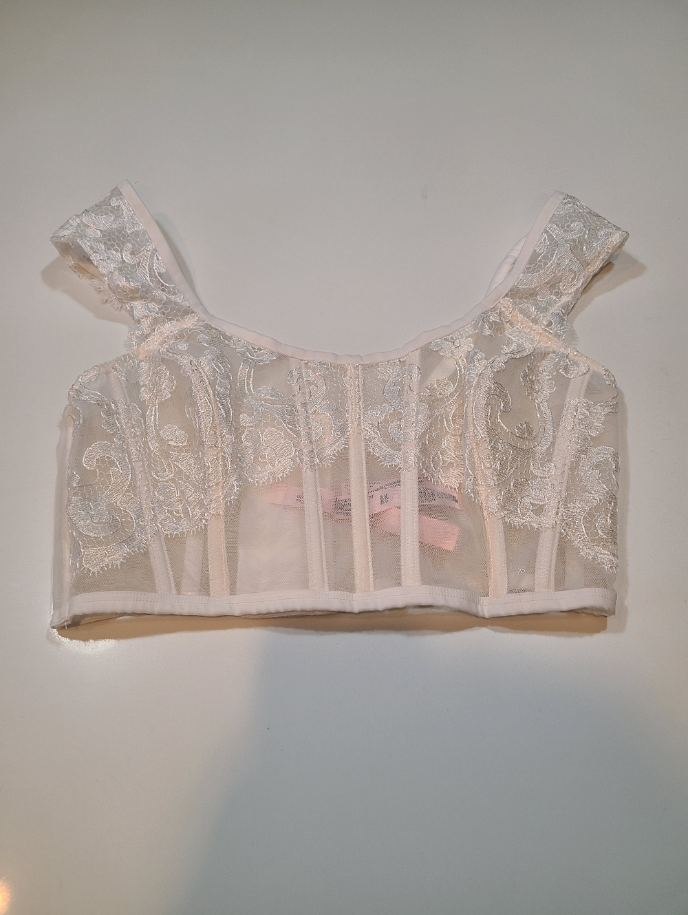 NWT Victoria's Secret Dream Angels Lace Bra Top in Size Medium